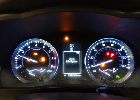 2015 Toyota Highlander Limited V6 z USA, uszkodzony, nr VIN 5TDDKRFH6FS080133